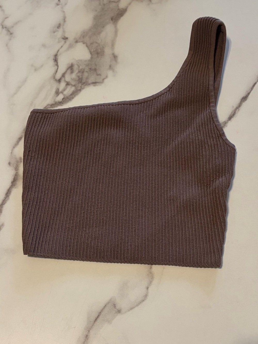 Babaton Sculpt Knit One-Shoulder Cropped Tank